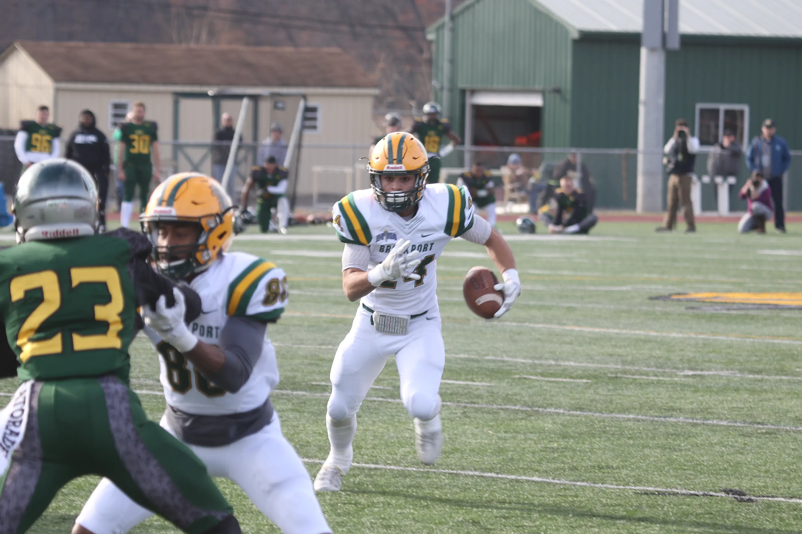 Brockport WR headed to the endzone