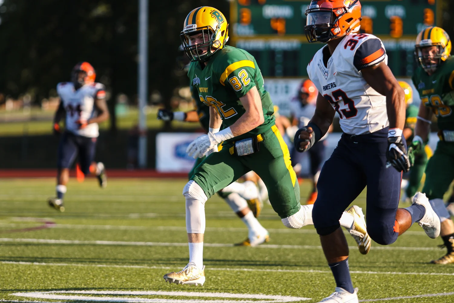 Brockport kickoff team getting down the field