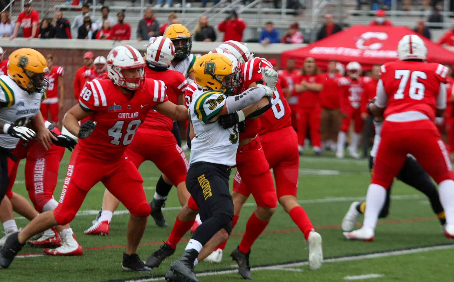 LB rushing the passer