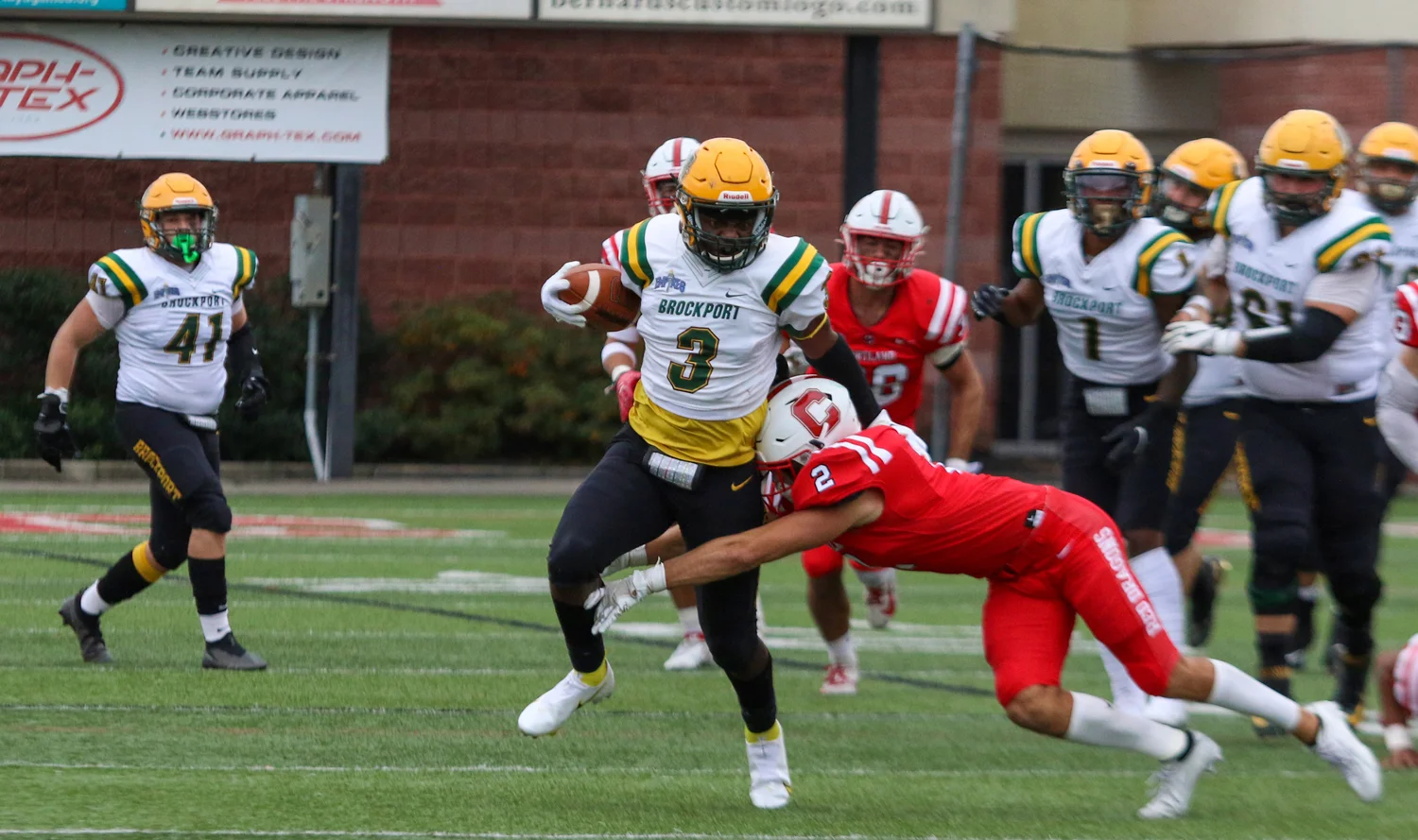 RB breaking free against Cortland