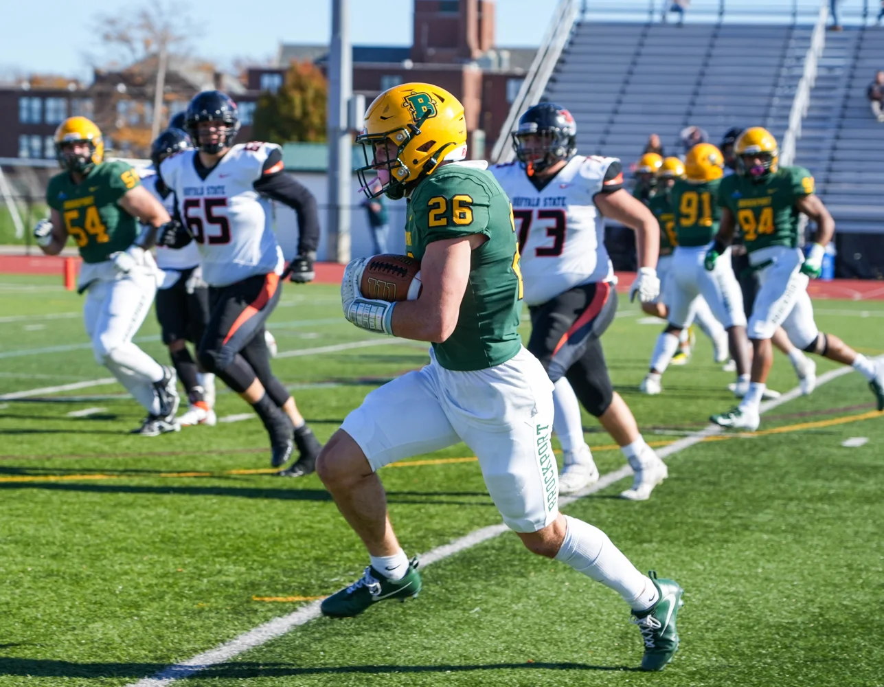 RB headed to the endzone against Buffalo State