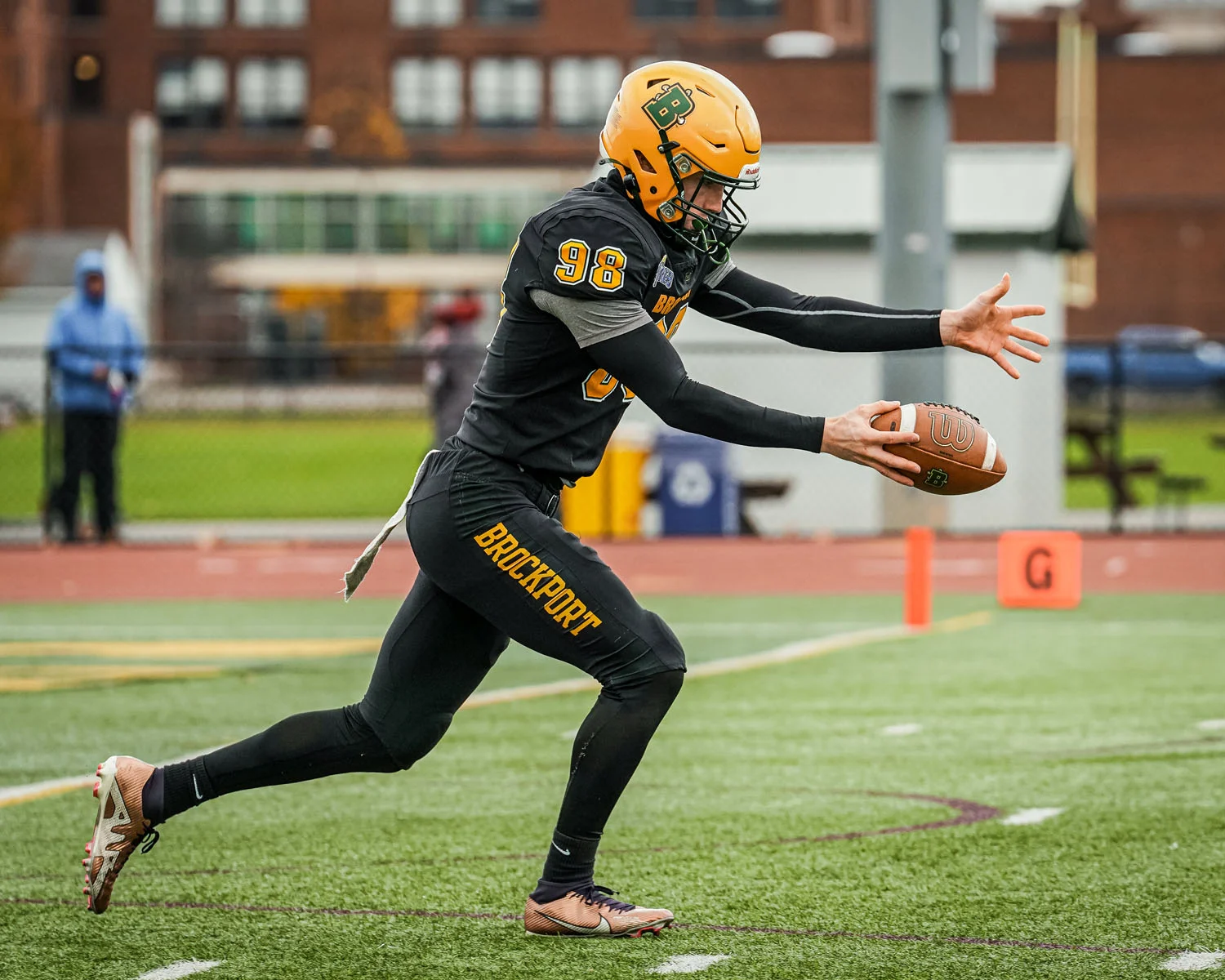 Punter about to punt