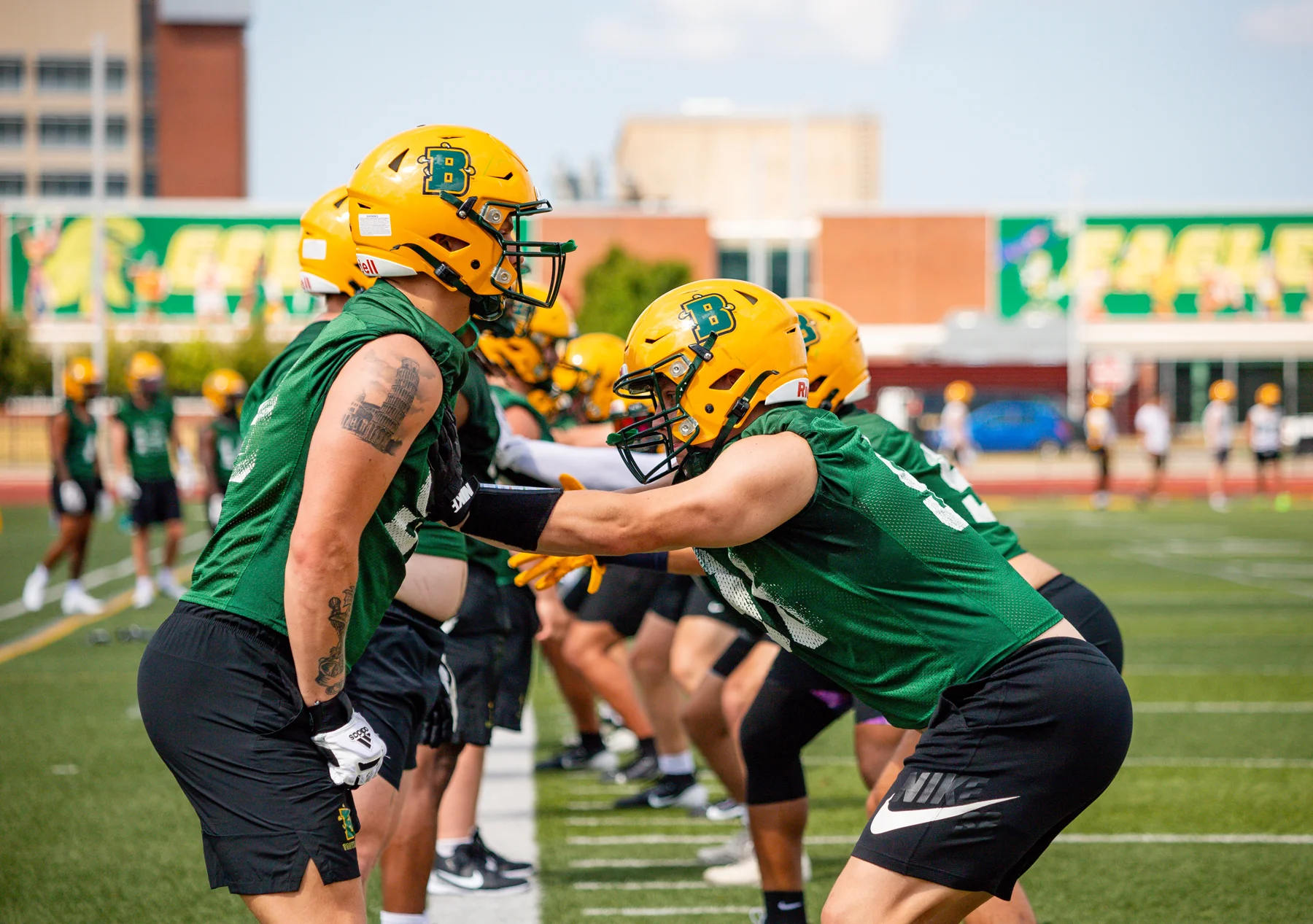 Lineman going through the drills