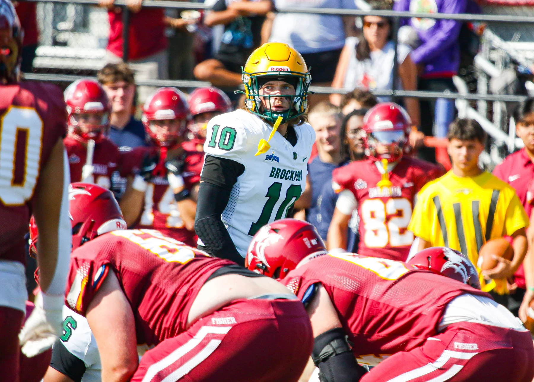 DB looking over the offense