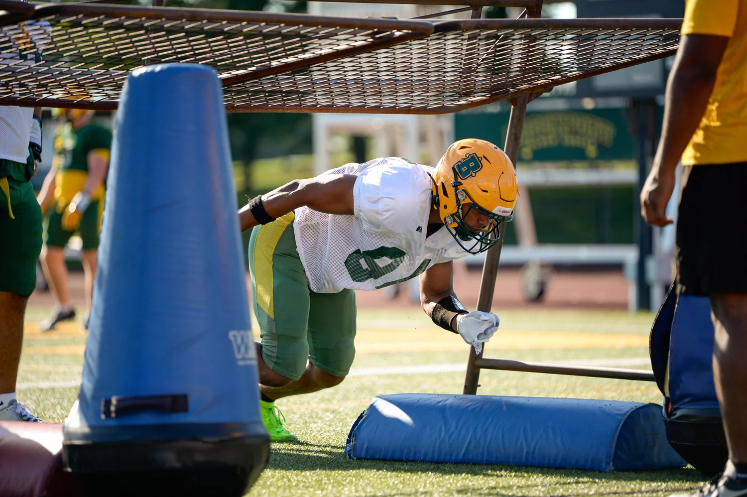 Brockport DL getting off the line