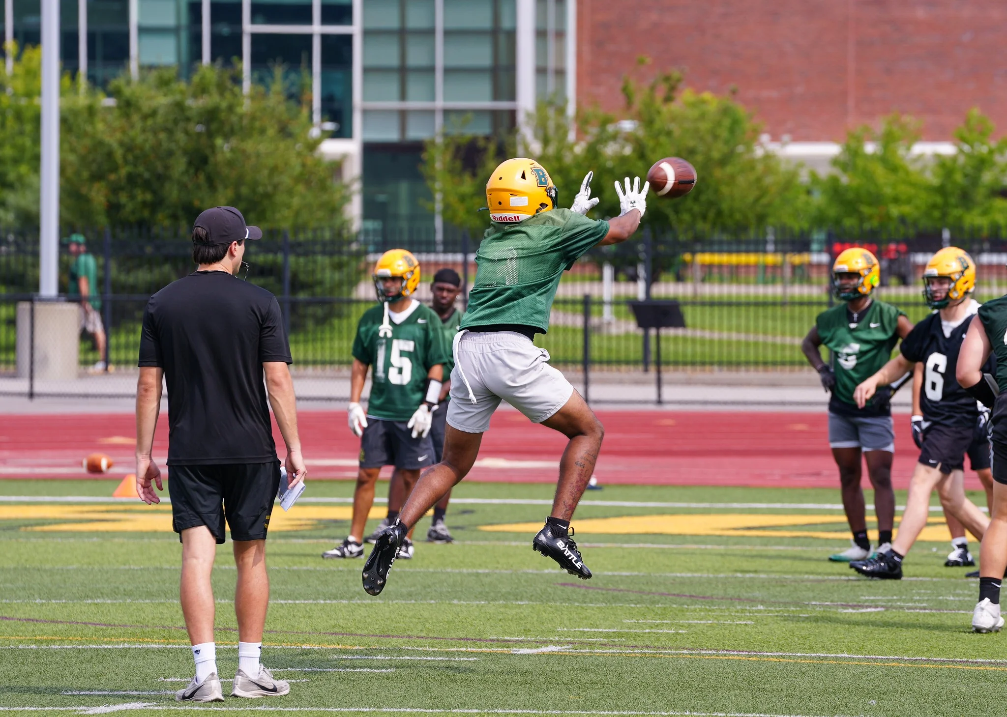 WR going up for the catch